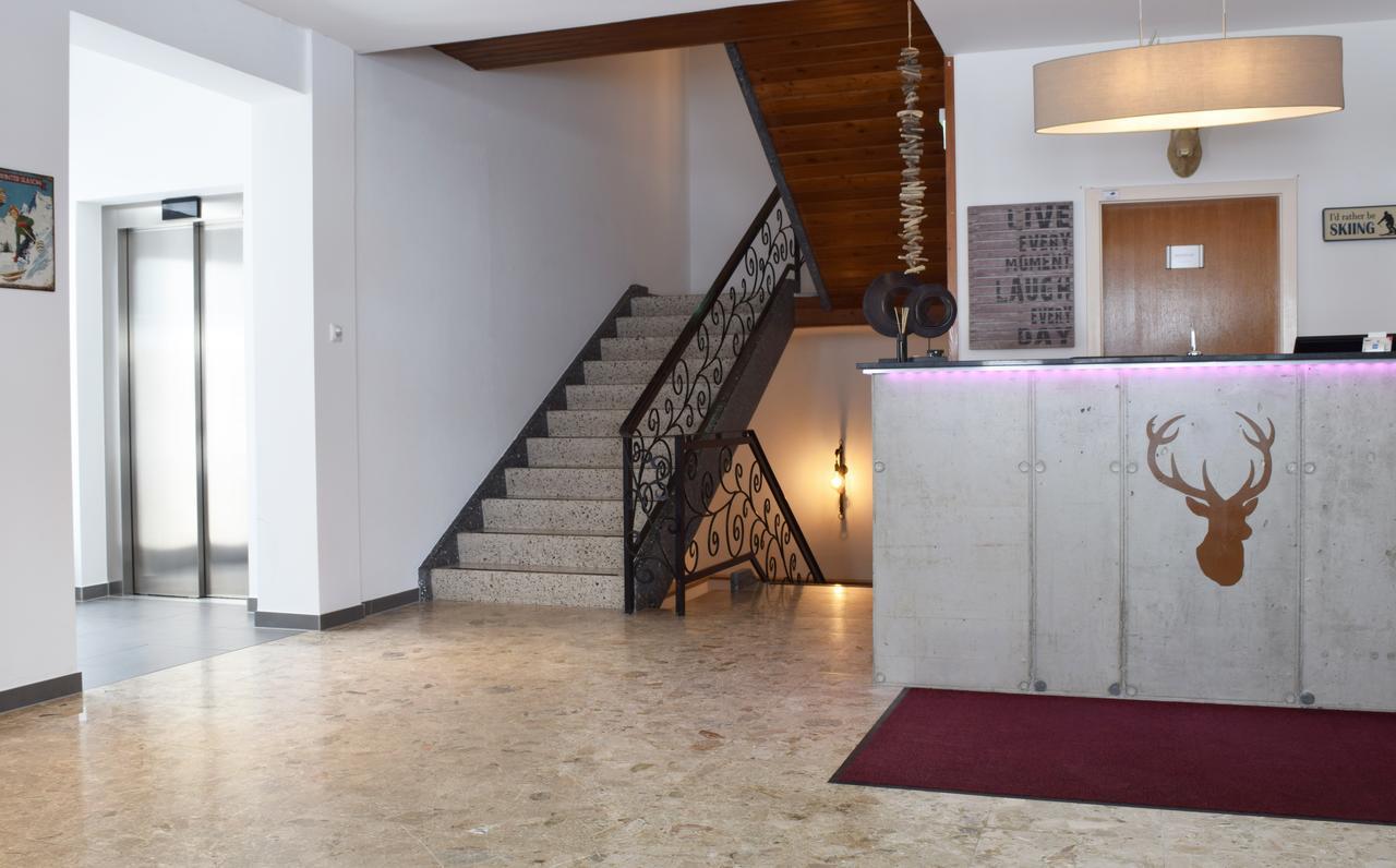 Hotel Kronenhirsch Russbach am Pass Gschütt Esterno foto